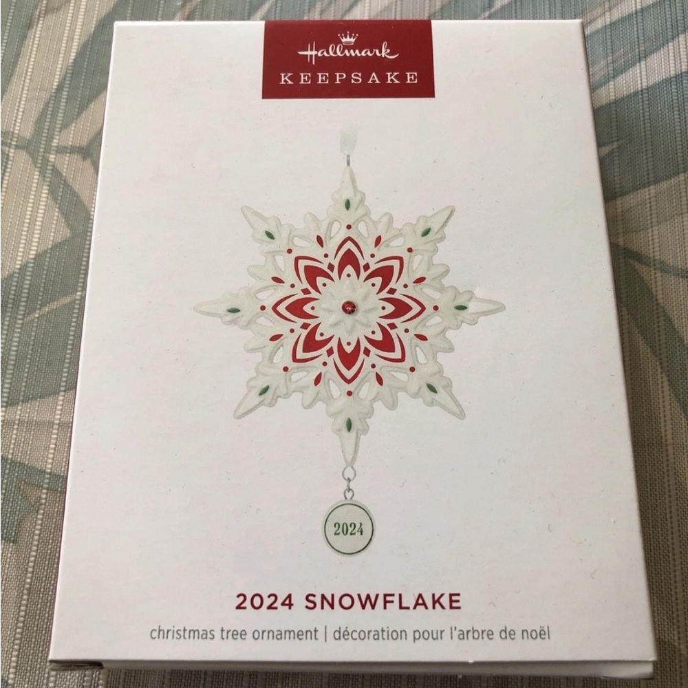 Hallmark 2024 “Snowflake” Ornament - NEW